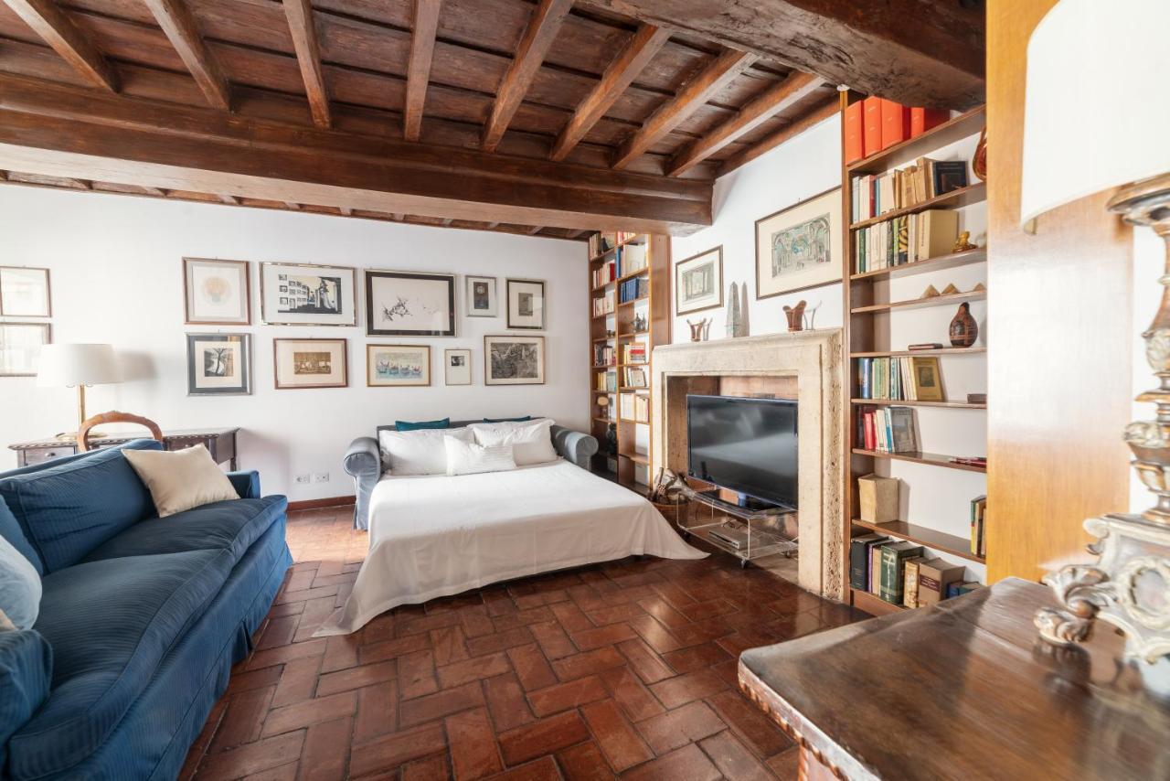 Domus Quiritum Charming, Appartamento d'Epoca a Campo de' Fiori Roma Esterno foto