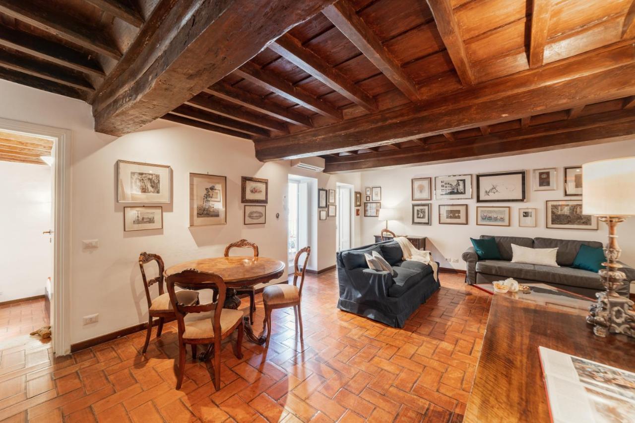 Domus Quiritum Charming, Appartamento d'Epoca a Campo de' Fiori Roma Esterno foto