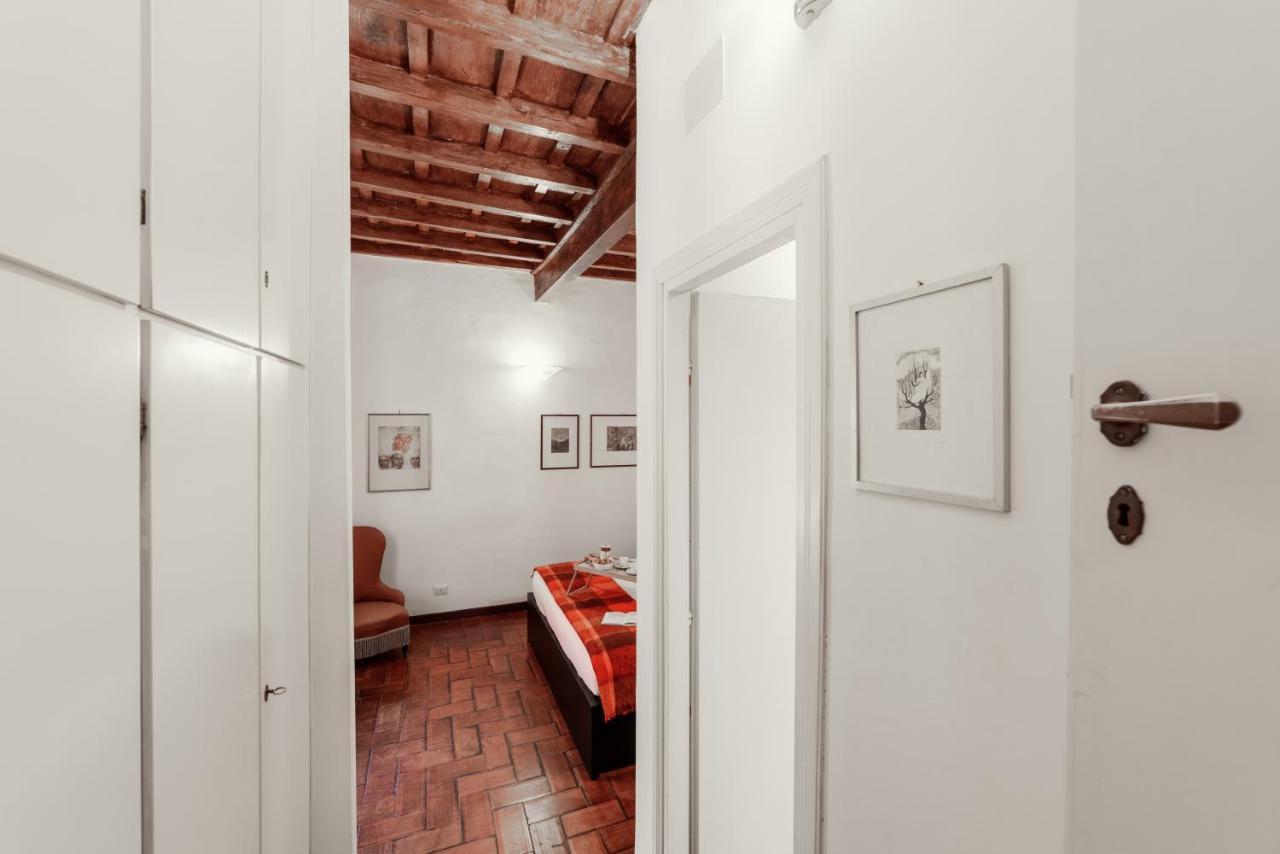 Domus Quiritum Charming, Appartamento d'Epoca a Campo de' Fiori Roma Esterno foto