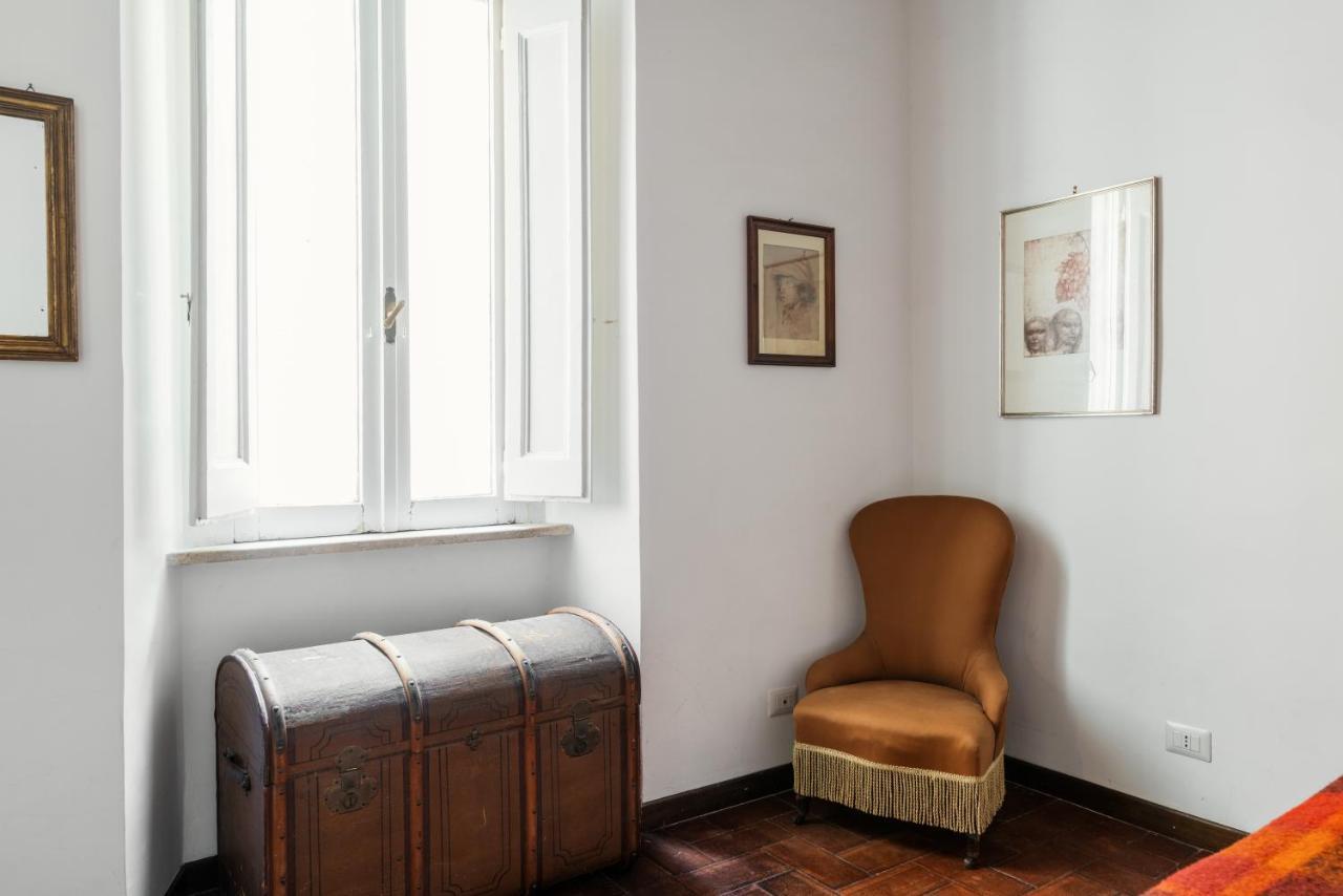 Domus Quiritum Charming, Appartamento d'Epoca a Campo de' Fiori Roma Esterno foto